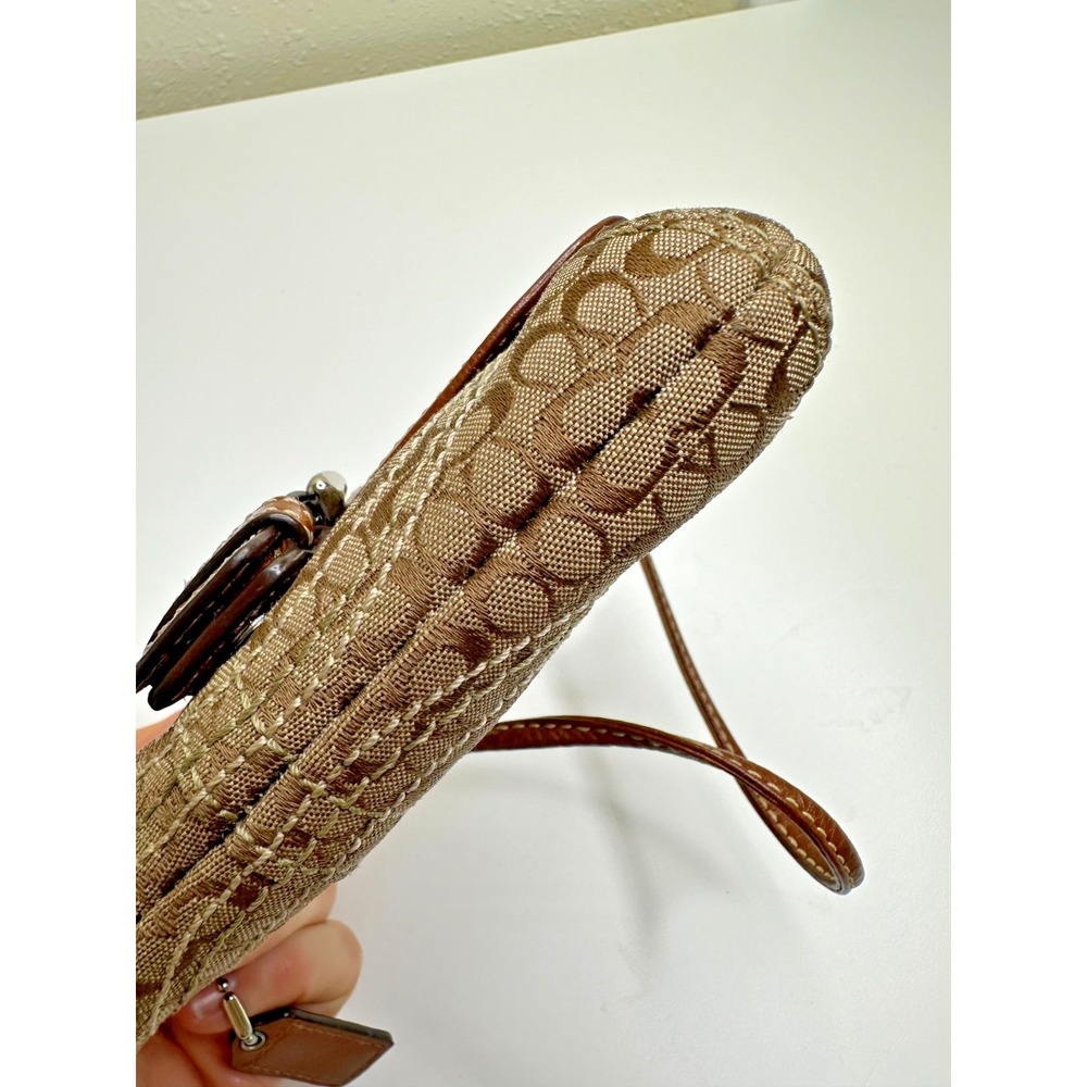 Coach Soho Signature C Buckle Wristlet Beige Jacquard Canvas Brown Leather Trim - Picture 14 of 14